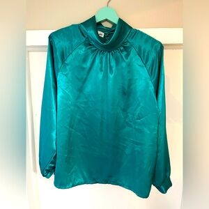 Jeri Marque | 80s Vintage Green Satin Turtleneck